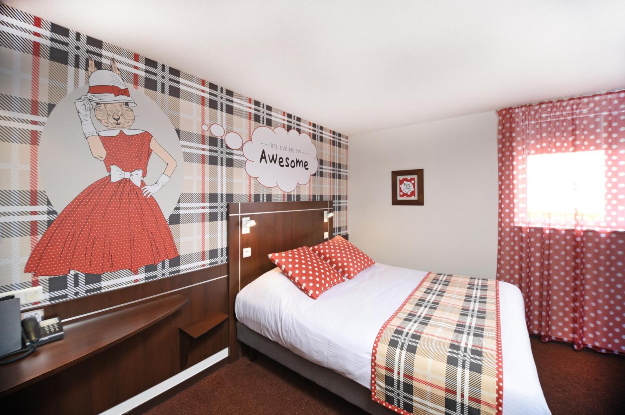 Logis Boutique Hotel Novalis กราดิกนัน ภายนอก รูปภาพ