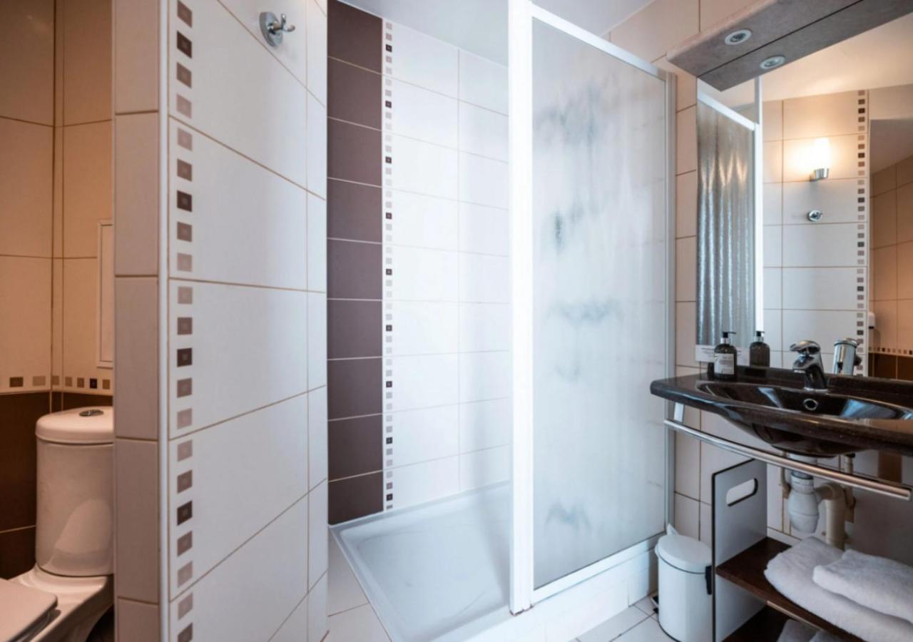 Logis Boutique Hotel Novalis กราดิกนัน ภายนอก รูปภาพ