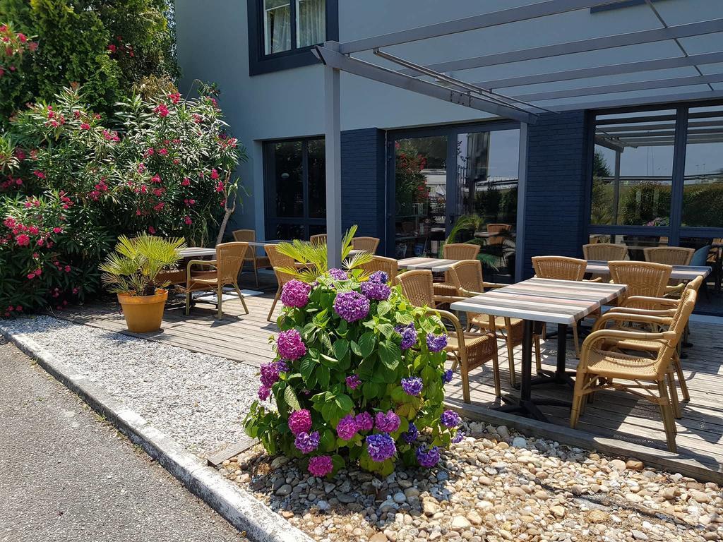 Logis Boutique Hotel Novalis กราดิกนัน ภายนอก รูปภาพ