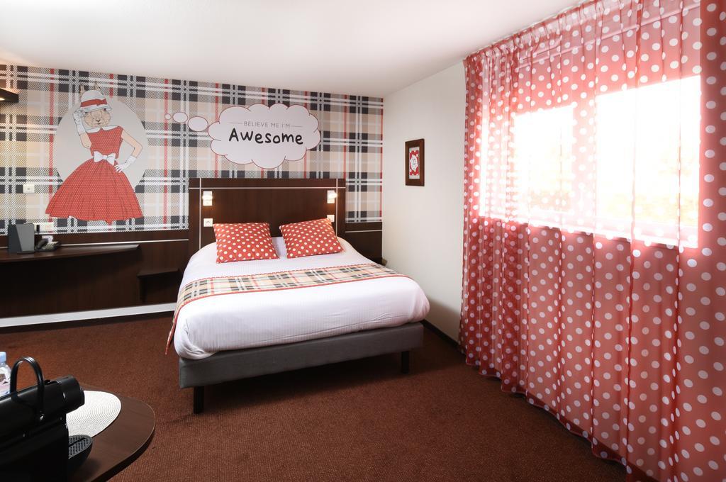 Logis Boutique Hotel Novalis กราดิกนัน ภายนอก รูปภาพ